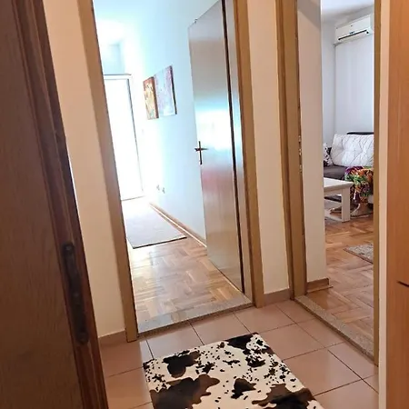 Bmb Zagoric Apartment *